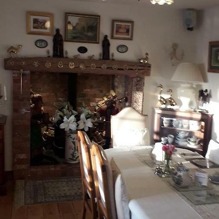 Melorne Farm Bed and Breakfast Camelford Exteriör bild