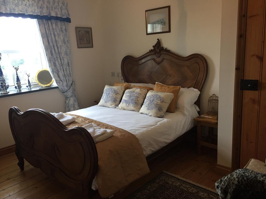 Melorne Farm Bed and Breakfast Camelford Exteriör bild