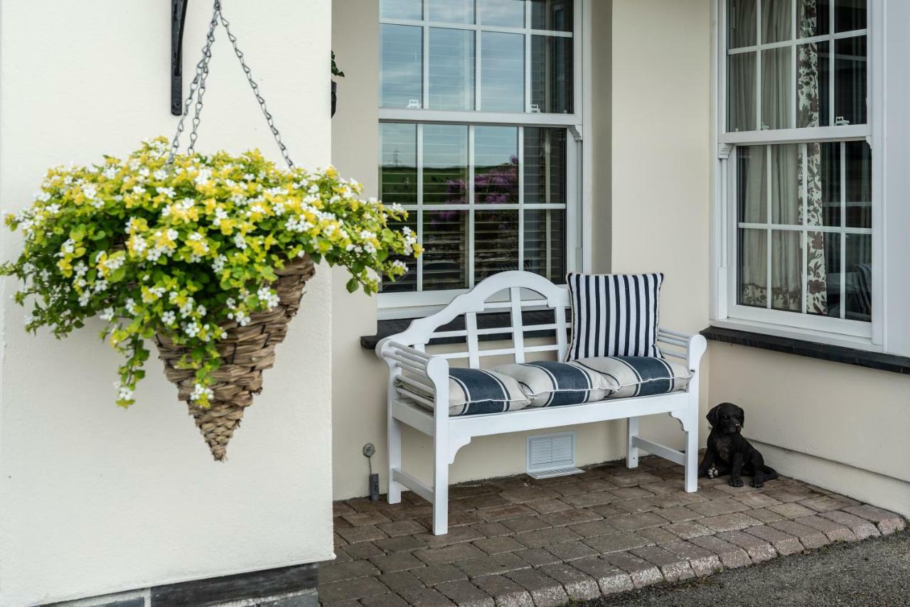Melorne Farm Bed and Breakfast Camelford Exteriör bild