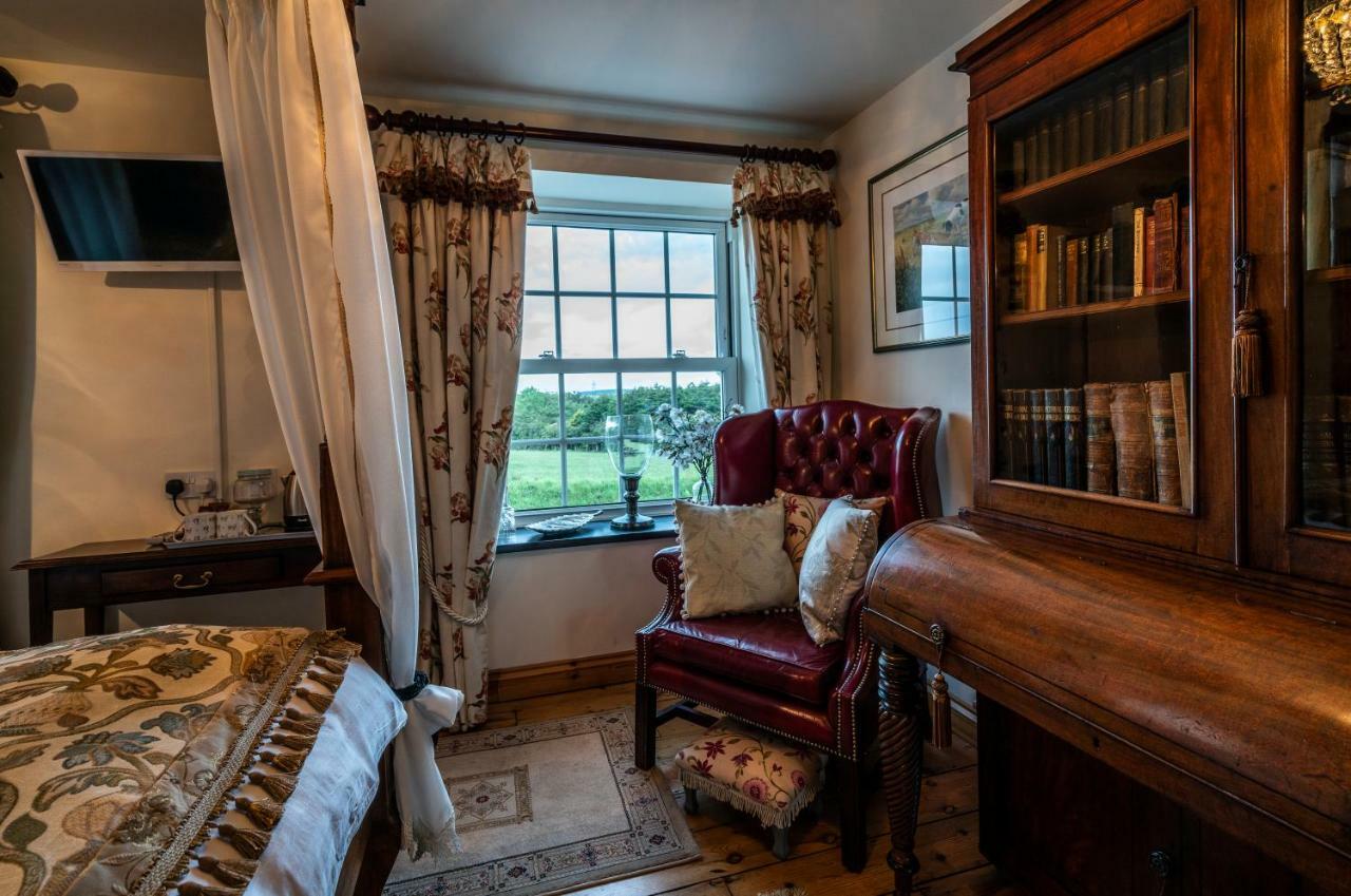 Melorne Farm Bed and Breakfast Camelford Exteriör bild