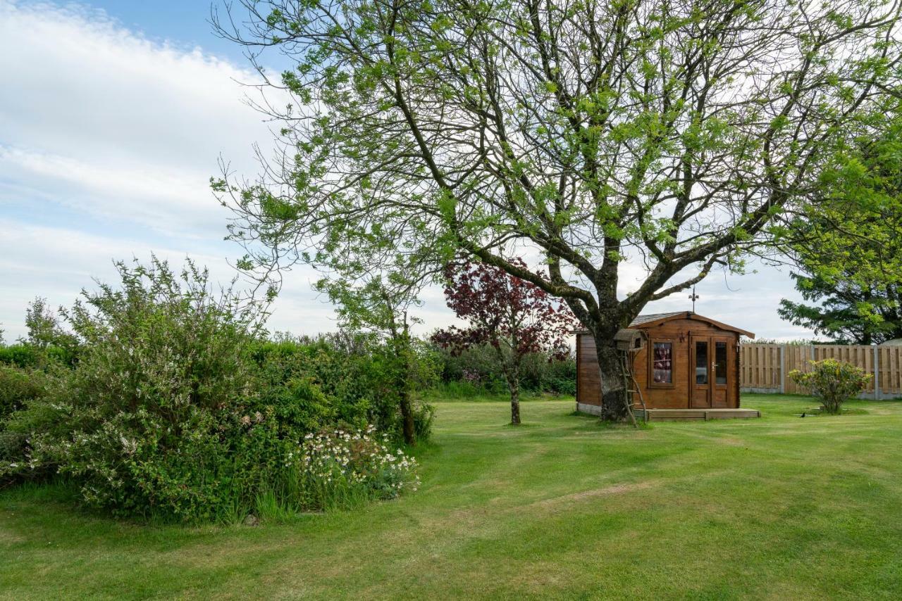 Melorne Farm Bed and Breakfast Camelford Exteriör bild