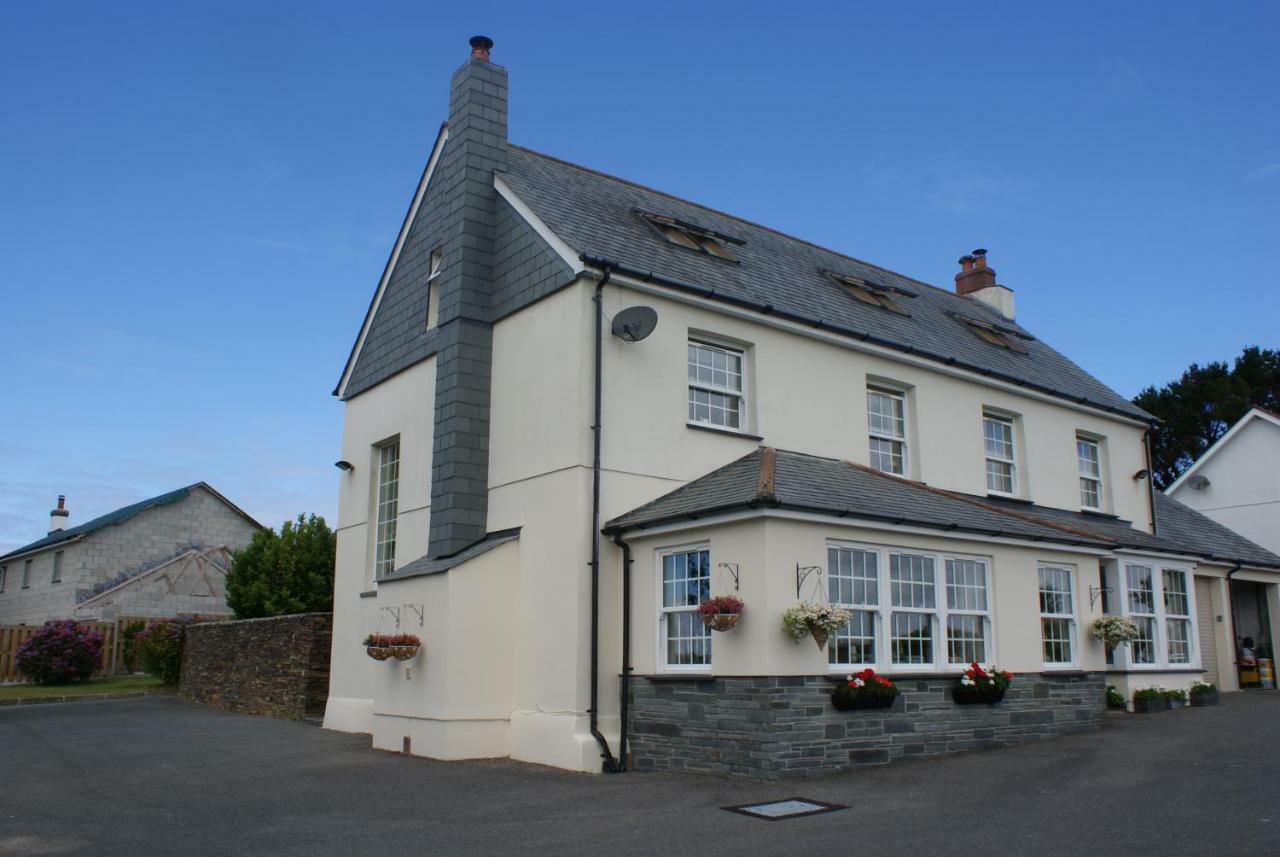 Melorne Farm Bed and Breakfast Camelford Exteriör bild